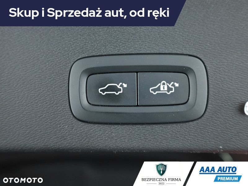 Volvo C40 - 16