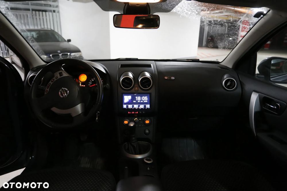 Nissan Qashqai 2.0 dCi 4x4 Tekna - 11