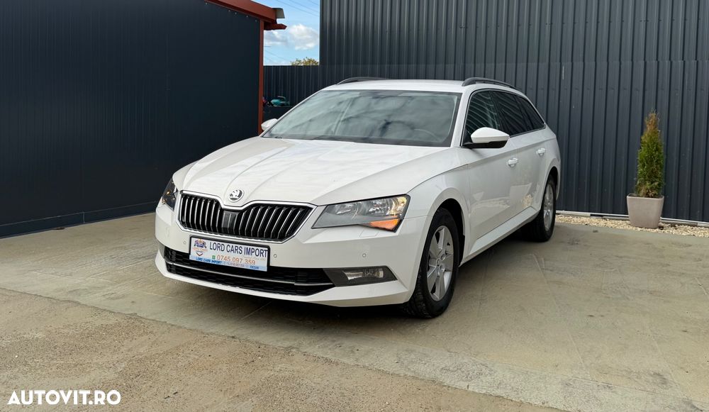 Skoda Superb 2.0 TDI Style - 3