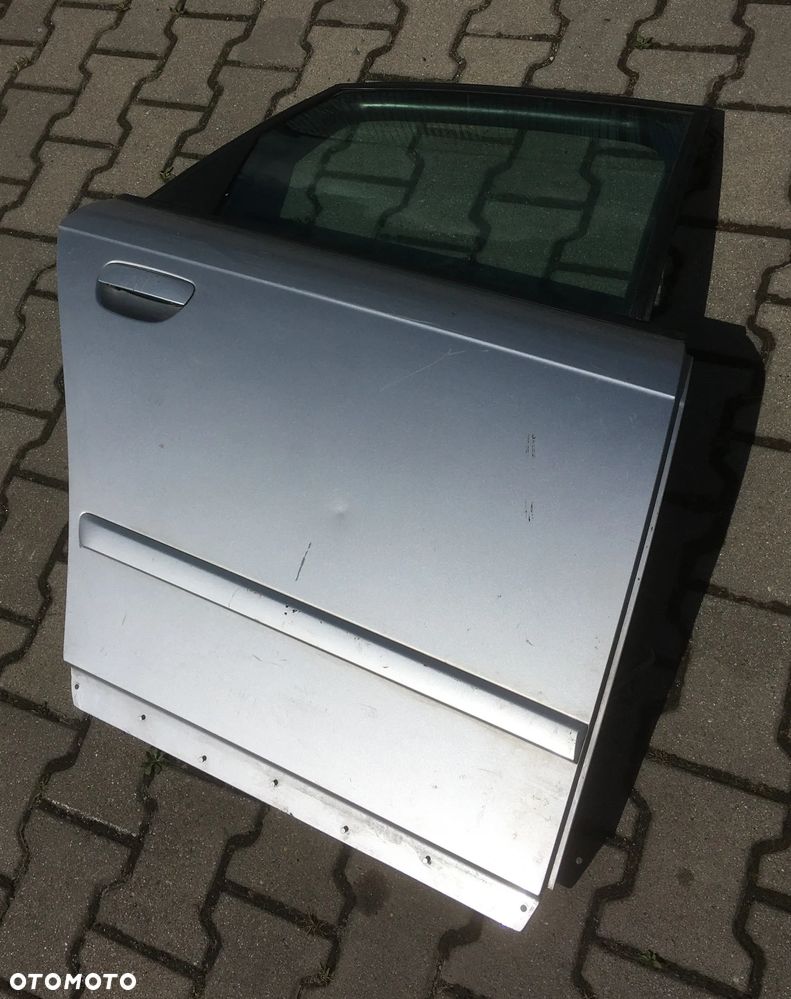 Audi A4 B7 8E sedan drzwi tył tylne prawe - 2