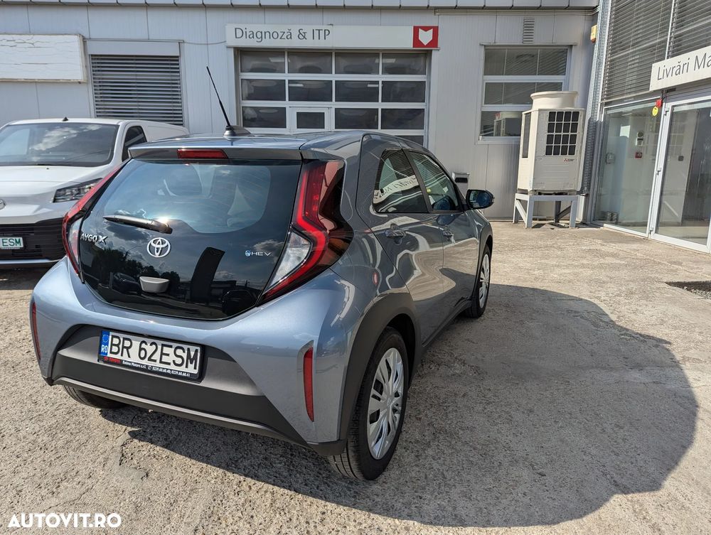 Toyota Aygo X 1.5l HEV 116CP Active - 8