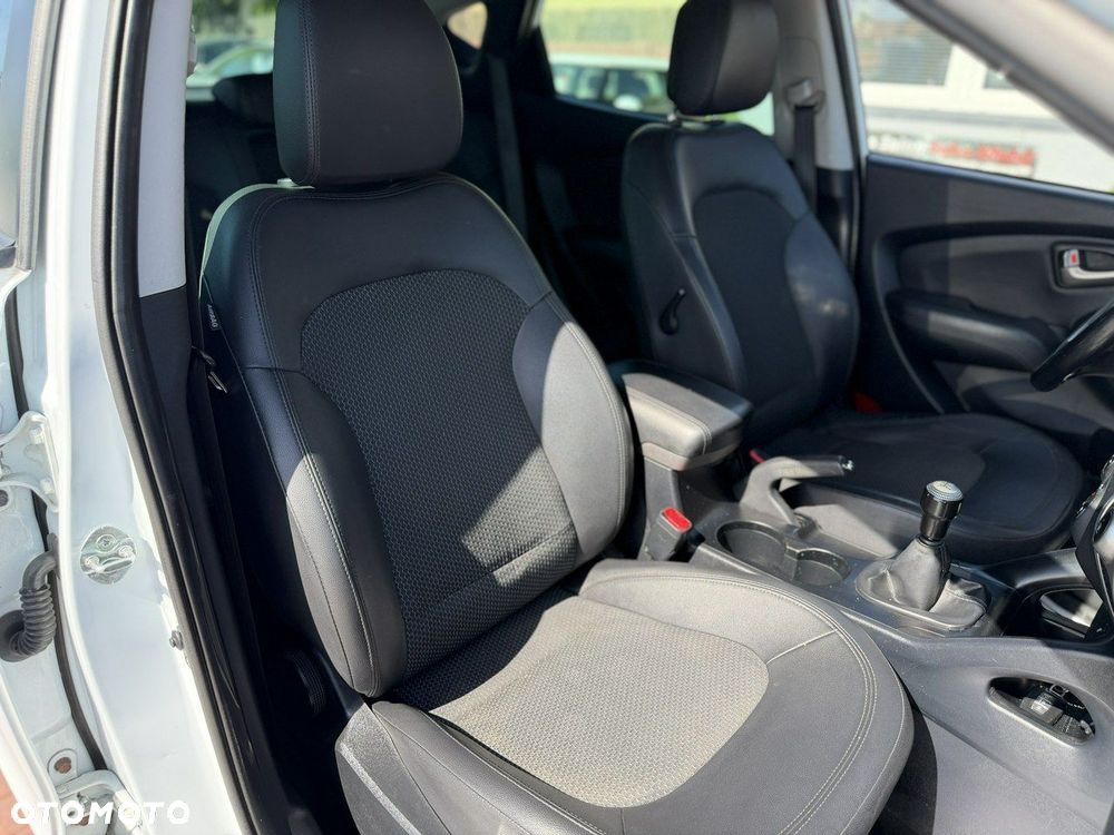 Hyundai ix35 2.0 4WD Premium - 30
