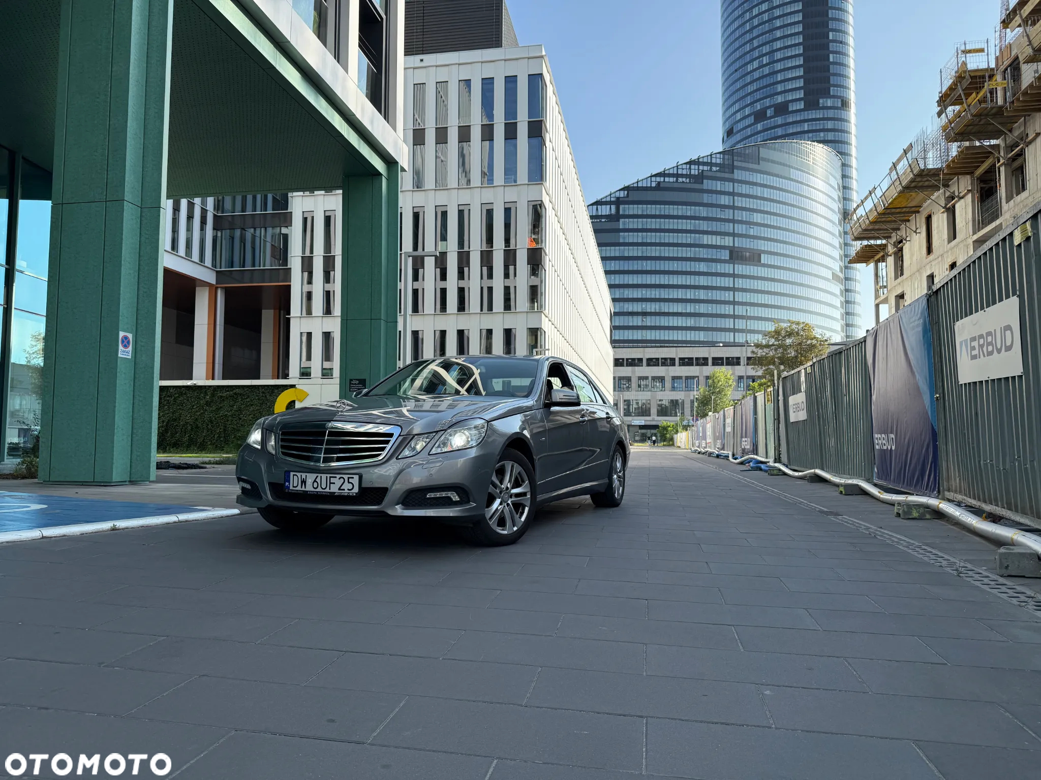 Mercedes-Benz Klasa E 200 CGI BlueEFFICIENCY Automatik Avantgarde - 7