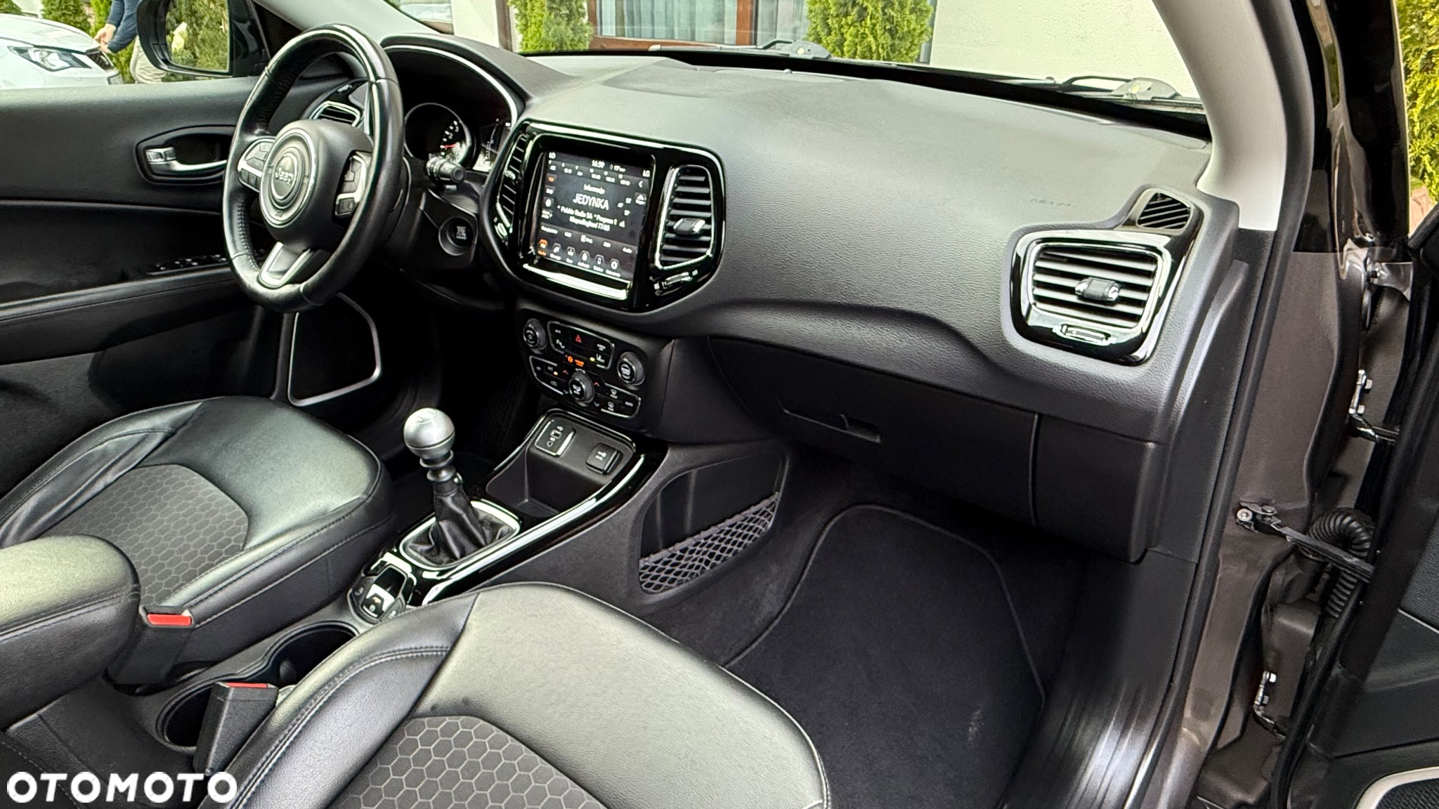 Jeep Compass 1.4 TMair Night Eagle FWD S&S - 18