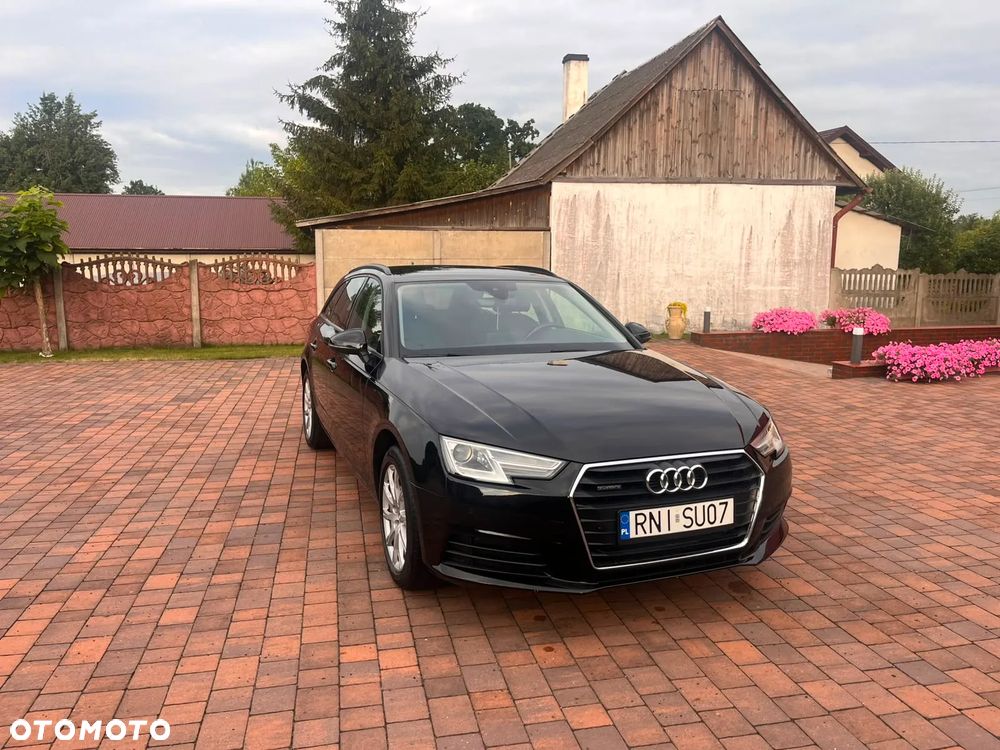 Audi A4 Avant 2.0 TDI S tronic quattro - 2