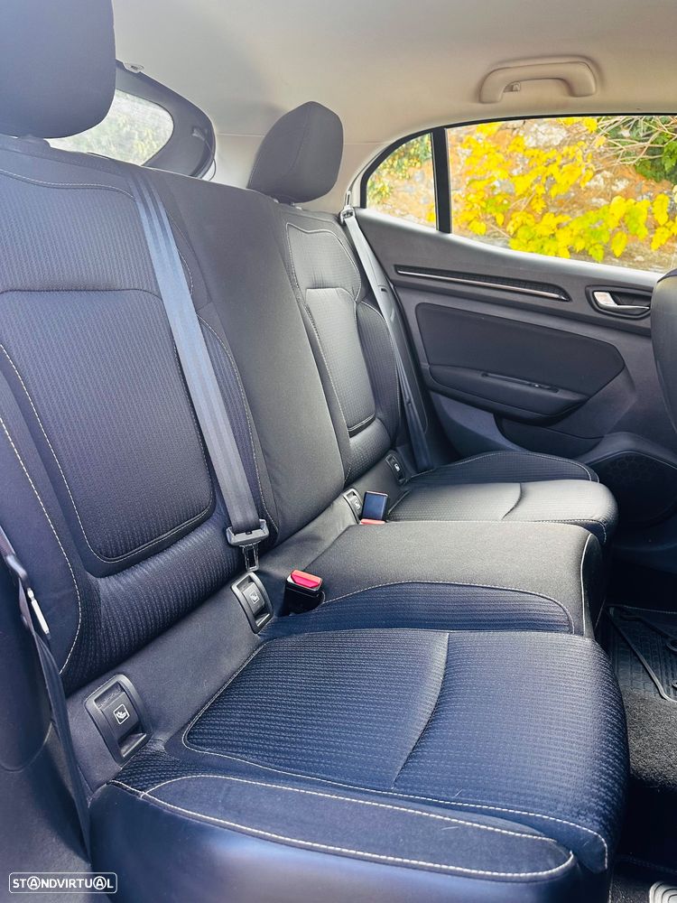 Renault Mégane 1.5 dCi Zen - 10