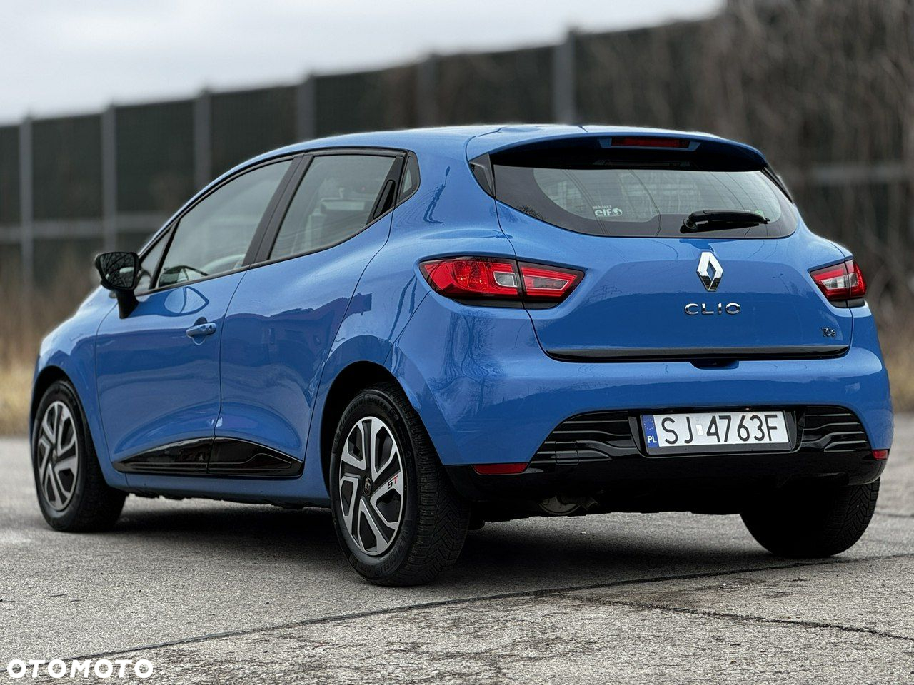 Renault Clio TCe 90 Luxe - 3