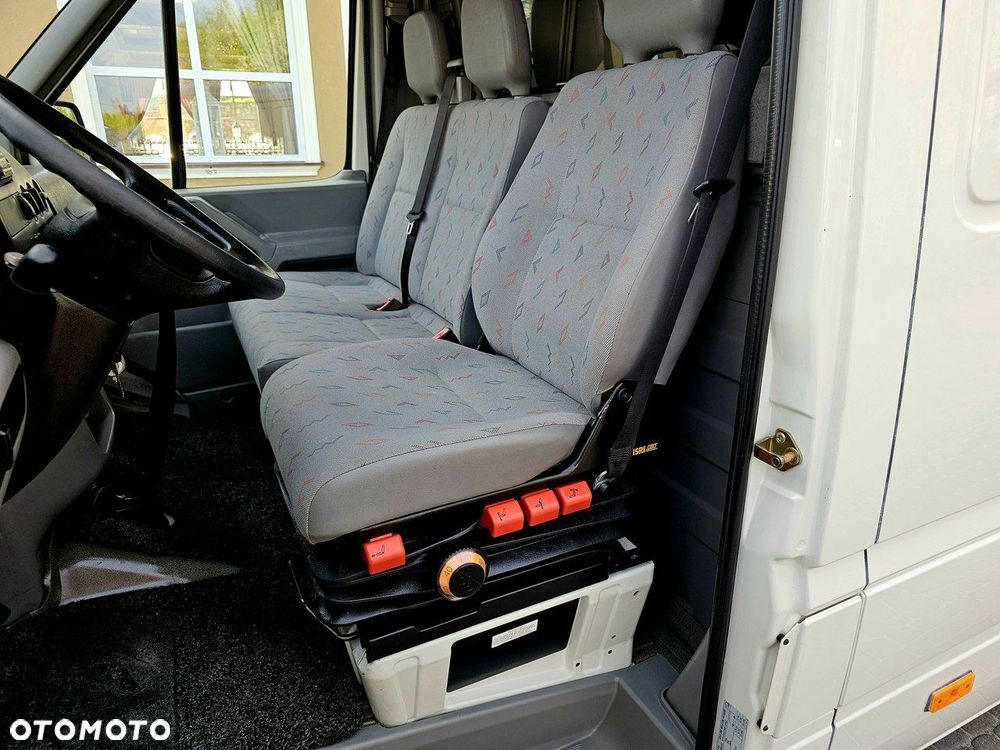 Volkswagen LT - 22