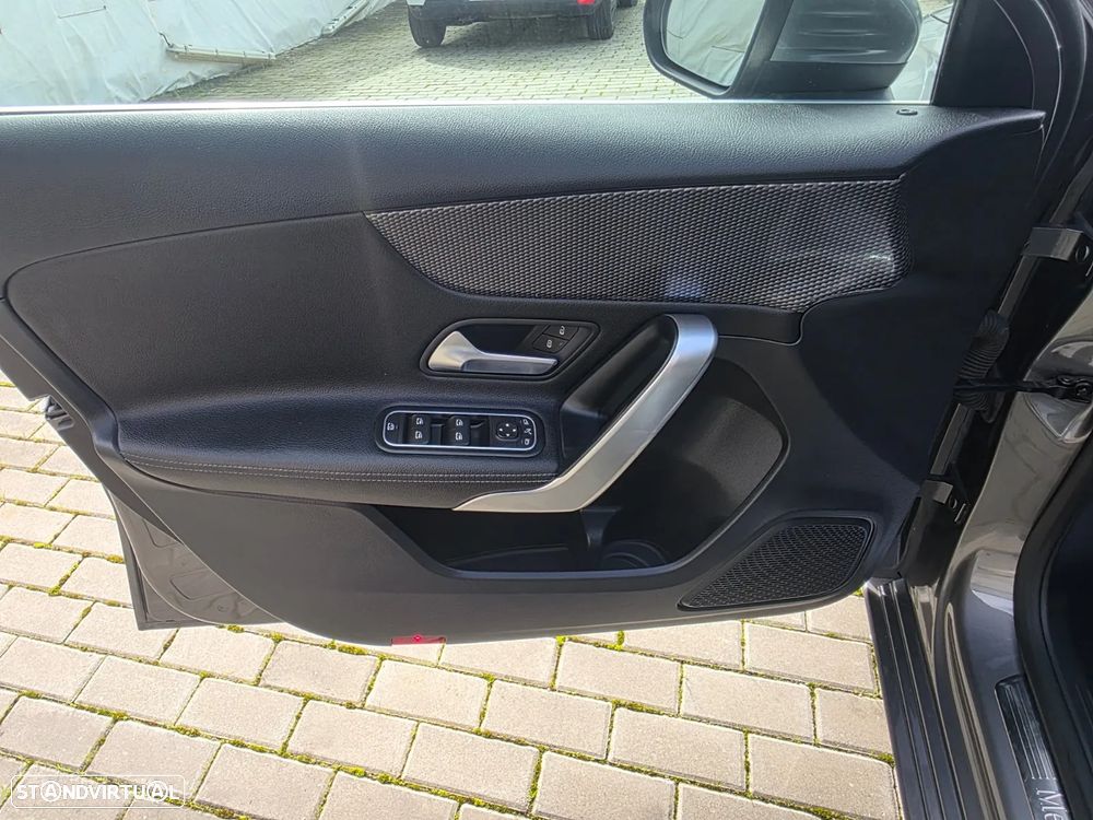 Mercedes-Benz A 180 d Business Solutions Aut. - 32