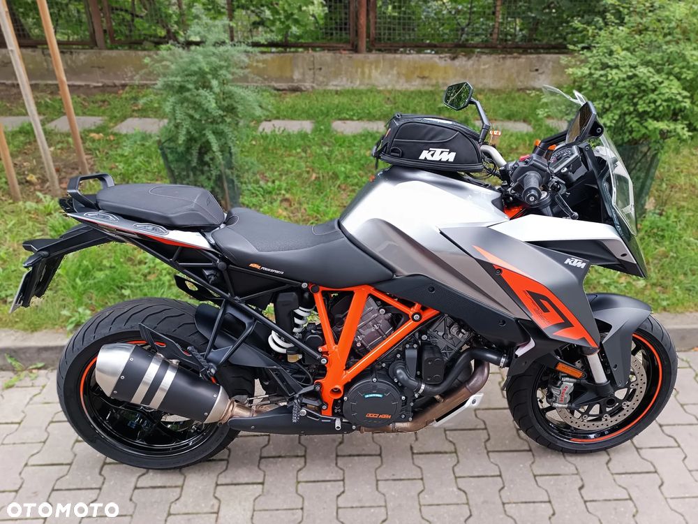 KTM Super Duke - 4