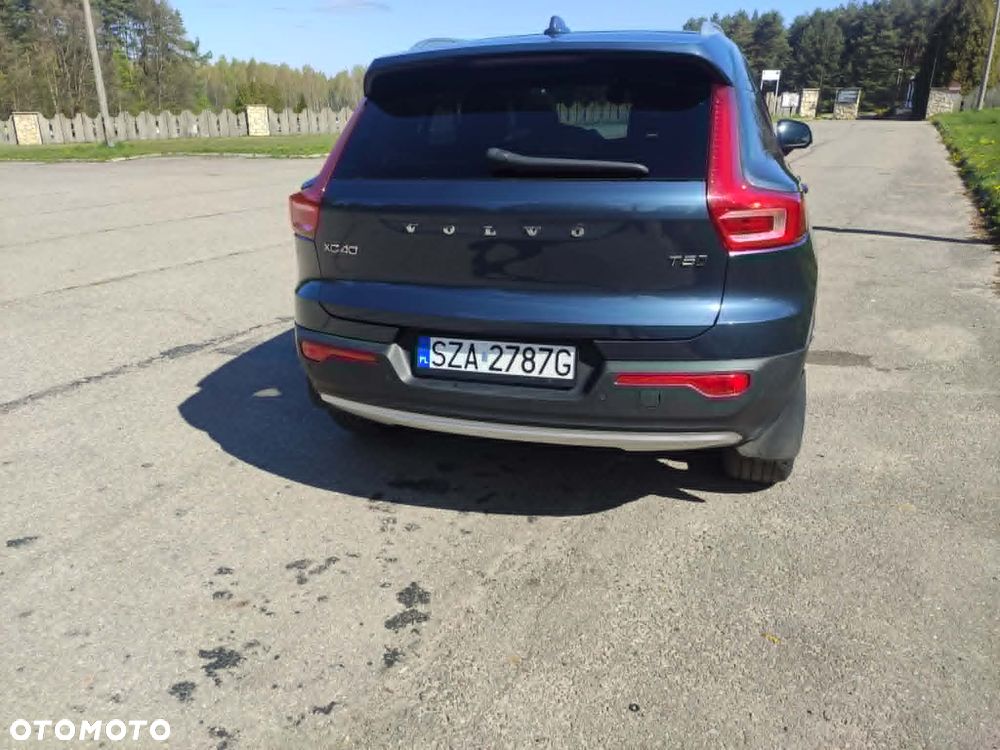 Volvo XC 40 T5 AWD Momentum - 6
