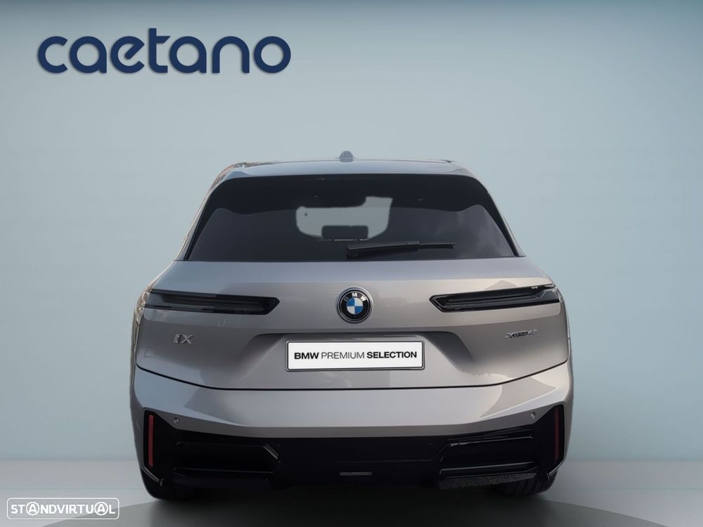 BMW iX xDrive 45 Pack Desportivo Pro - 7