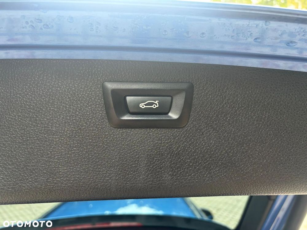 BMW Seria 3 320d xDrive - 6