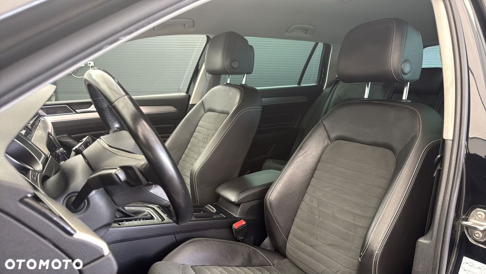 Volkswagen Passat - 16