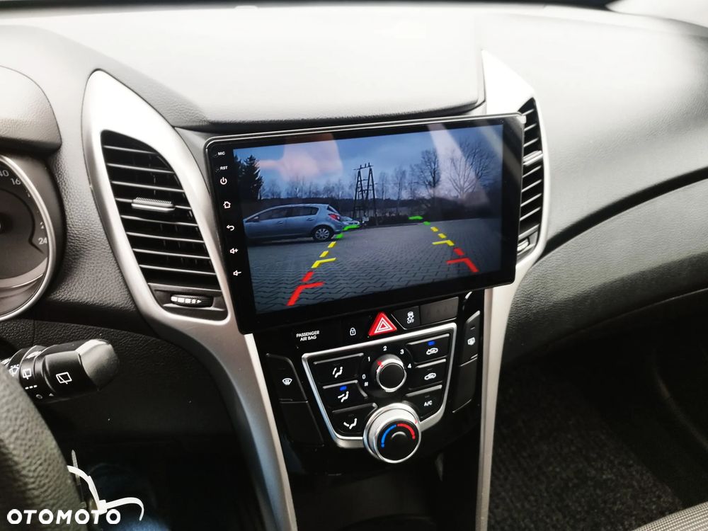 Hyundai i30 blue 1.4 Style - 34