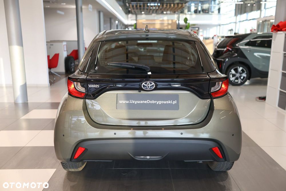 Toyota Yaris - 5