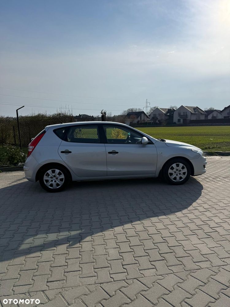 Hyundai i30 i30cw 1.4 blue Comfort - 5