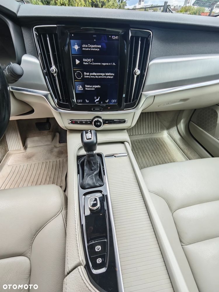 Volvo S90 D4 AWD Kinetic - 13