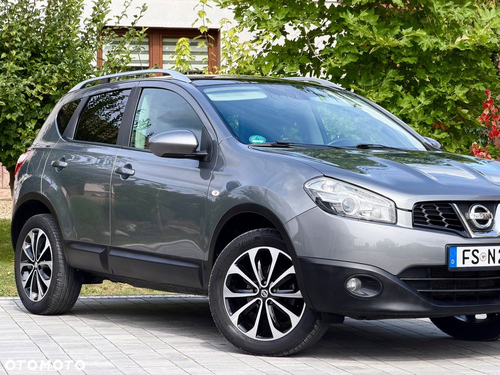 Nissan Qashqai 2.0 4x4 Tekna - 4
