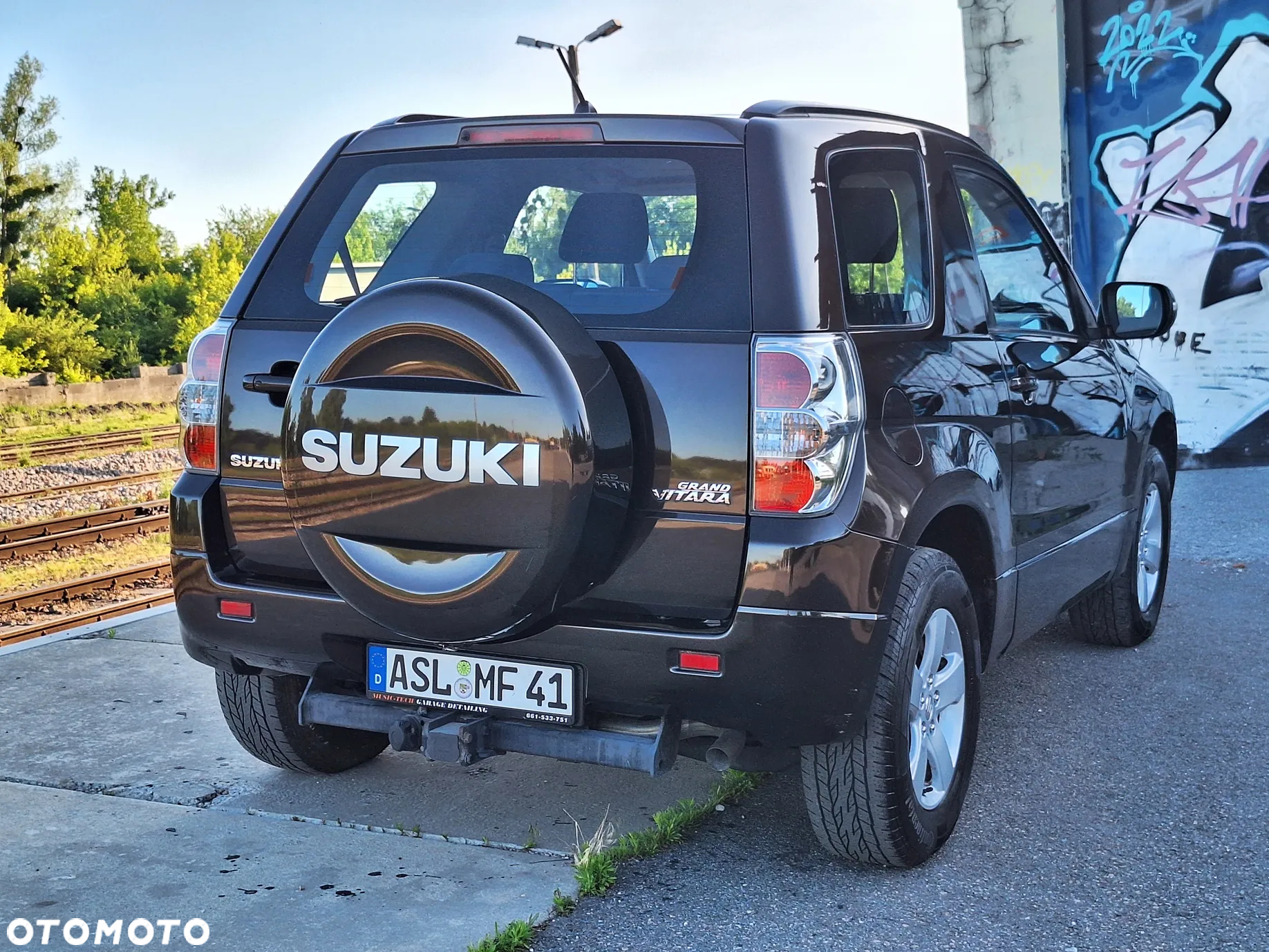 Suzuki Grand Vitara - 25