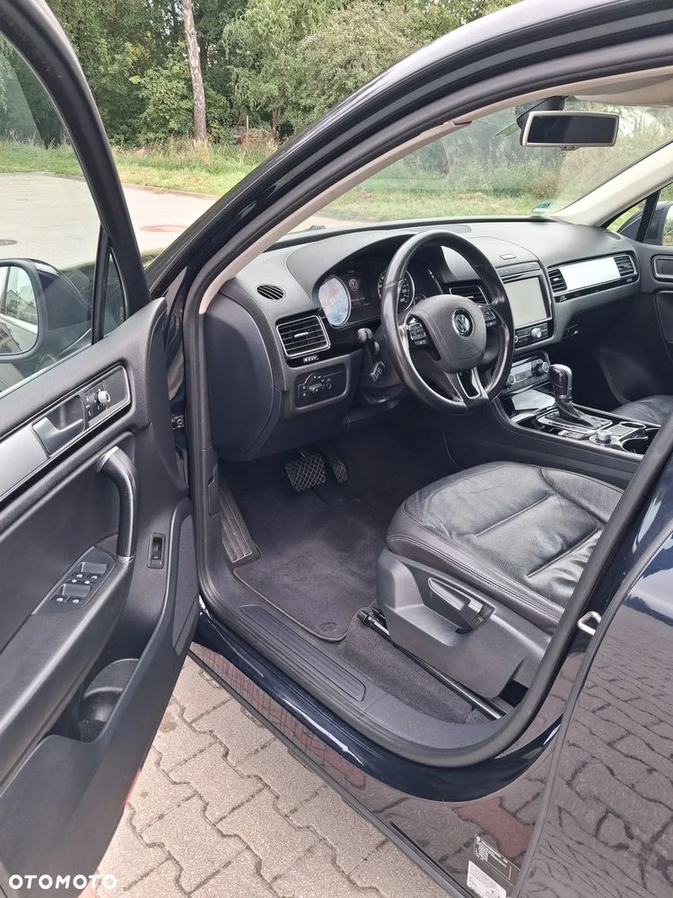 Volkswagen Touareg - 17