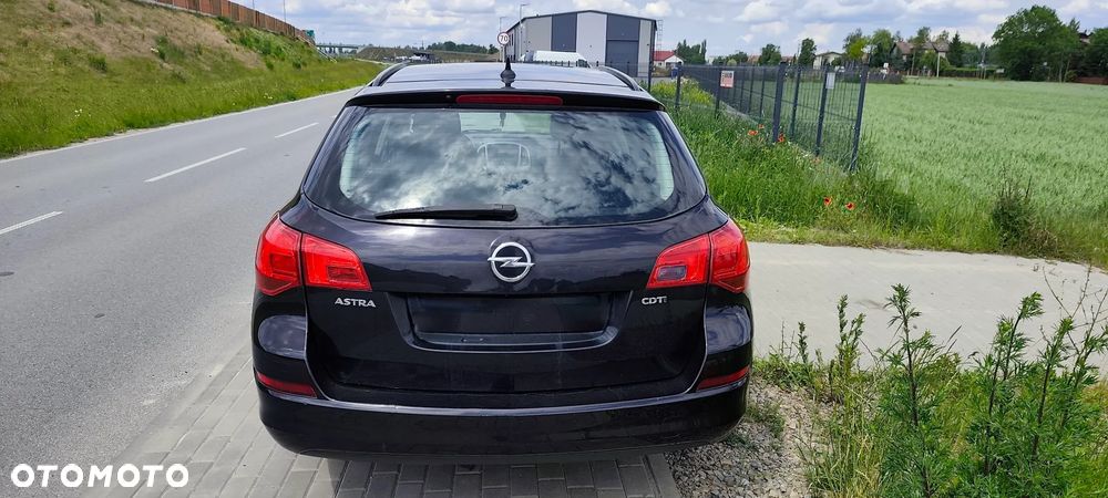 Opel Astra 1.7 CDTI DPF - 4