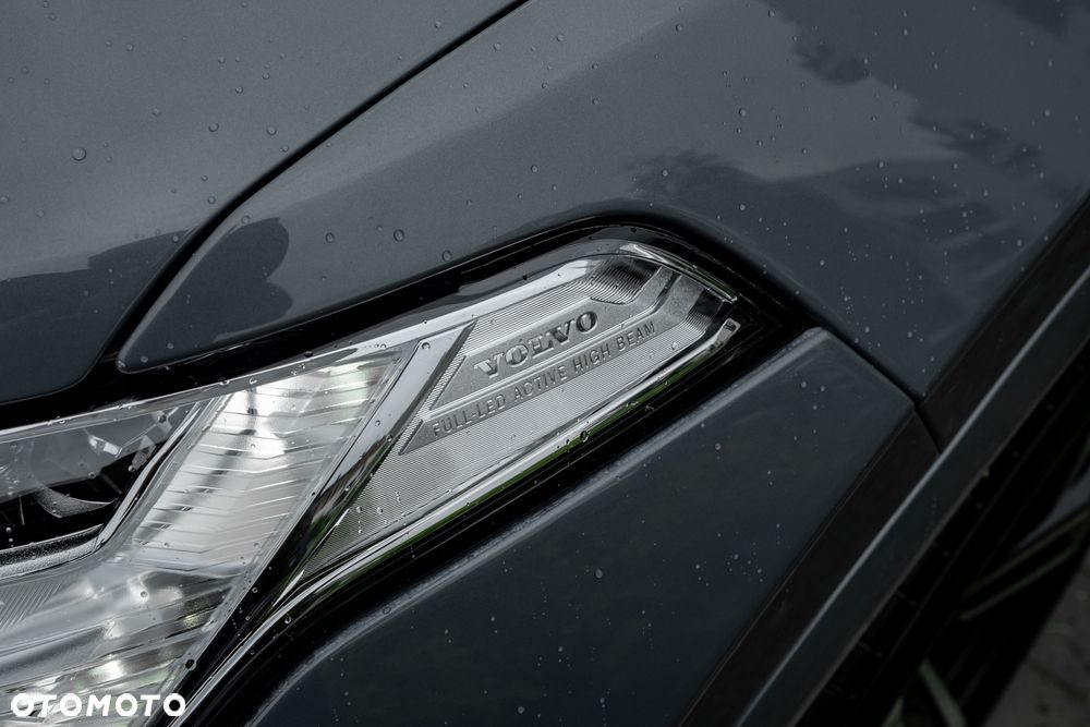 Volvo XC 90 B5 D AWD Ultimate Bright - 14