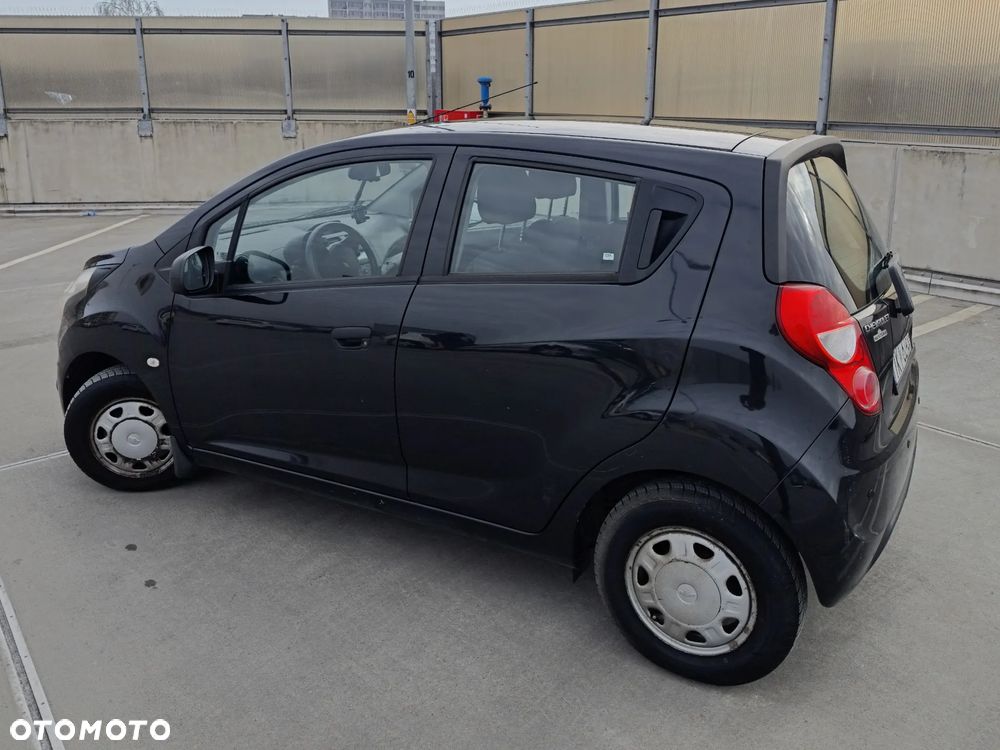 Chevrolet Spark 1.0 Base - 5