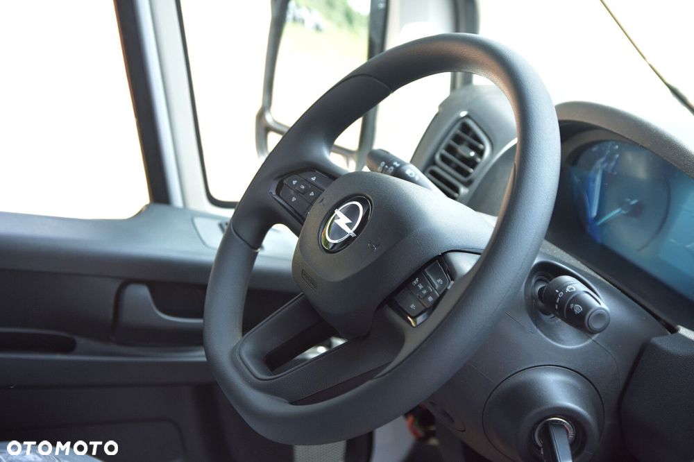 Opel Movano Doka Skrzynia 2900x2000 - 21