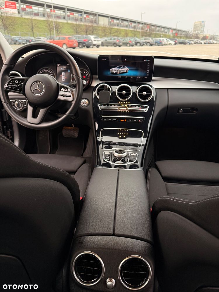 Mercedes-Benz Klasa C 160 9G-TRONIC - 10