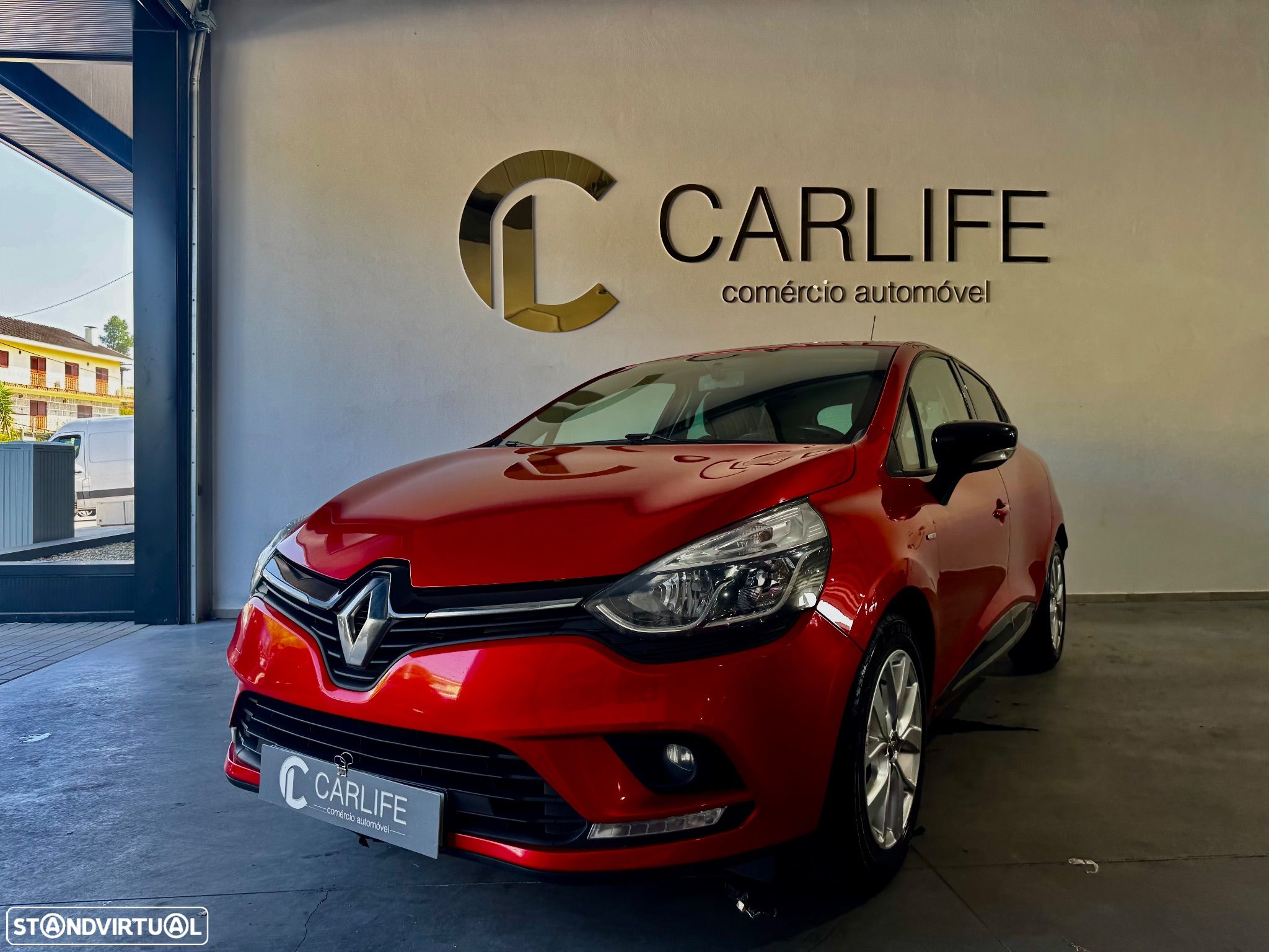 Renault Clio 1.0 TCe Limited - 1
