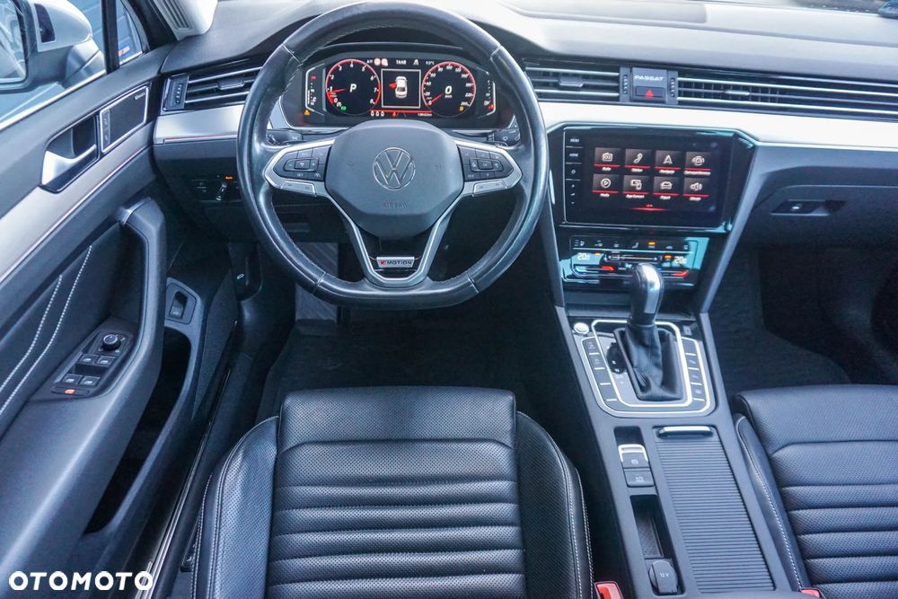 Volkswagen Passat 2.0 TSI 4Mot Elegance DSG - 39