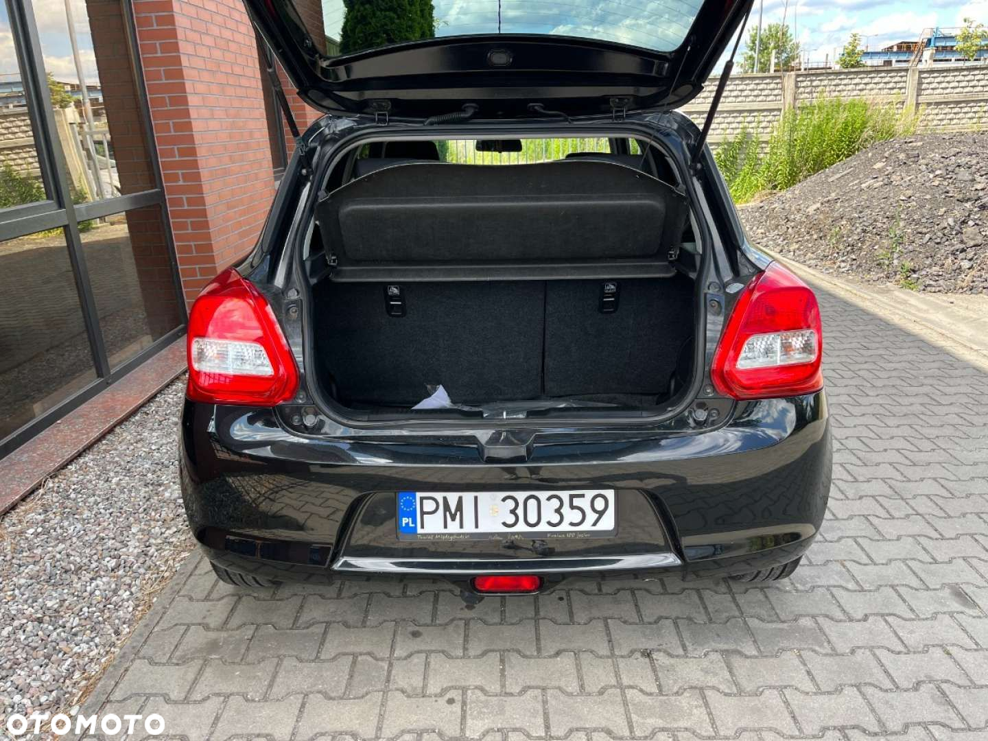 Suzuki Swift 1.2 Premium - 29