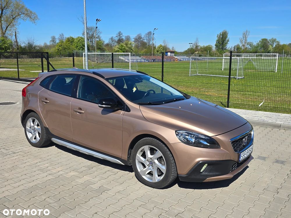 Volvo V40 Cross Country D3 Geartronic Momentum - 1
