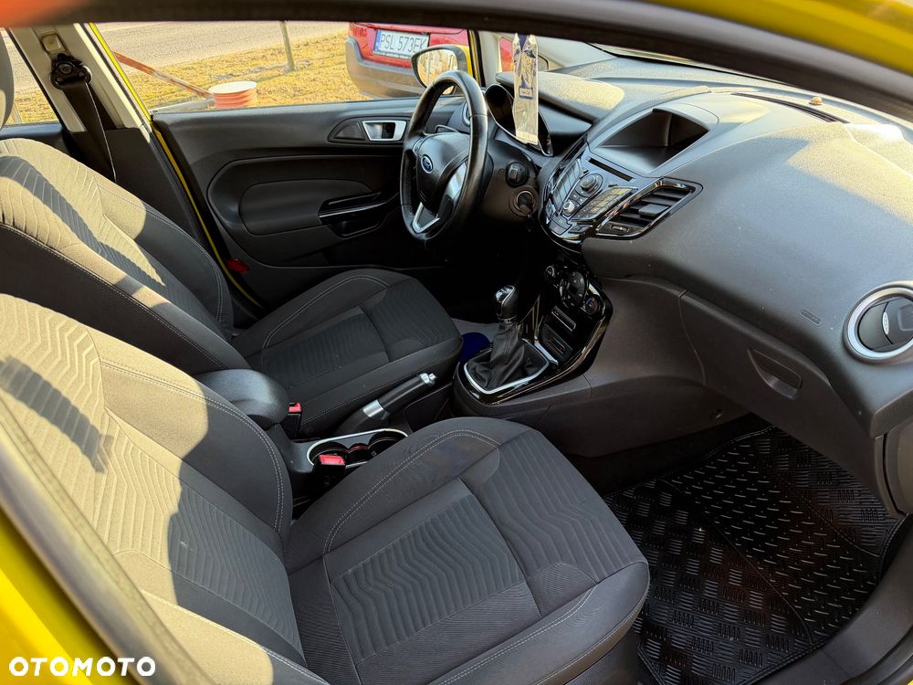 Ford Fiesta 1.0 EcoBoost Titanium - 14