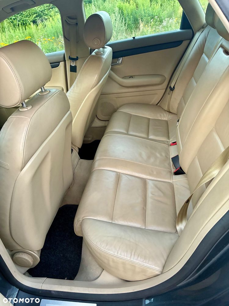 Audi A4 Limousine 3.2 FSI Multitronic - 8