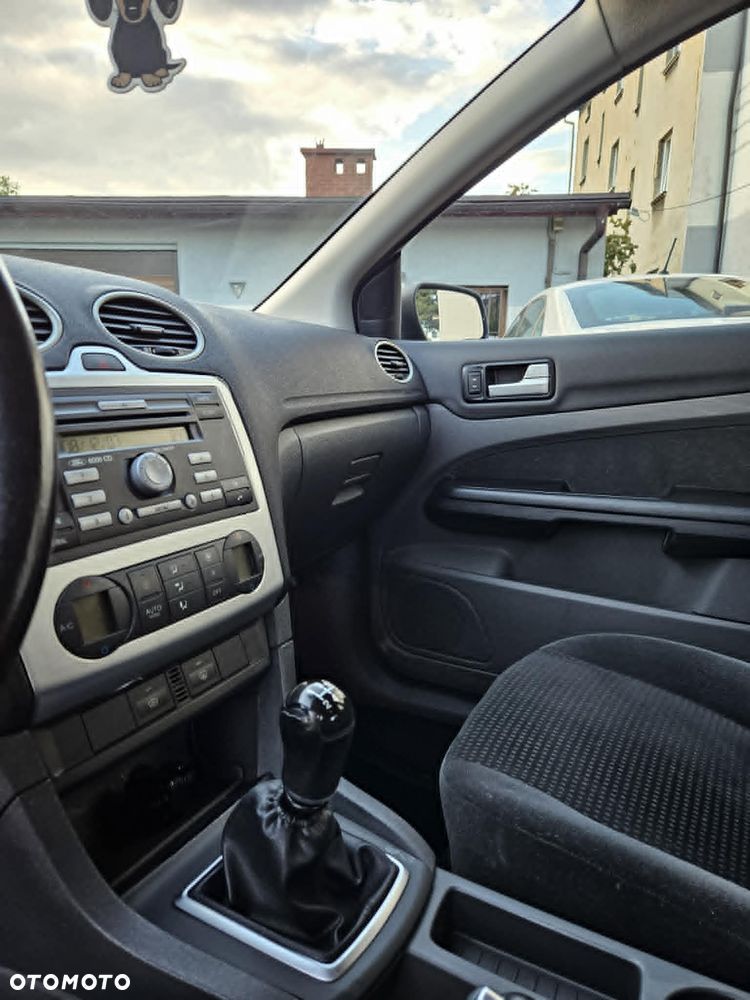 Ford Focus 1.6 TDCi Trend + - 5