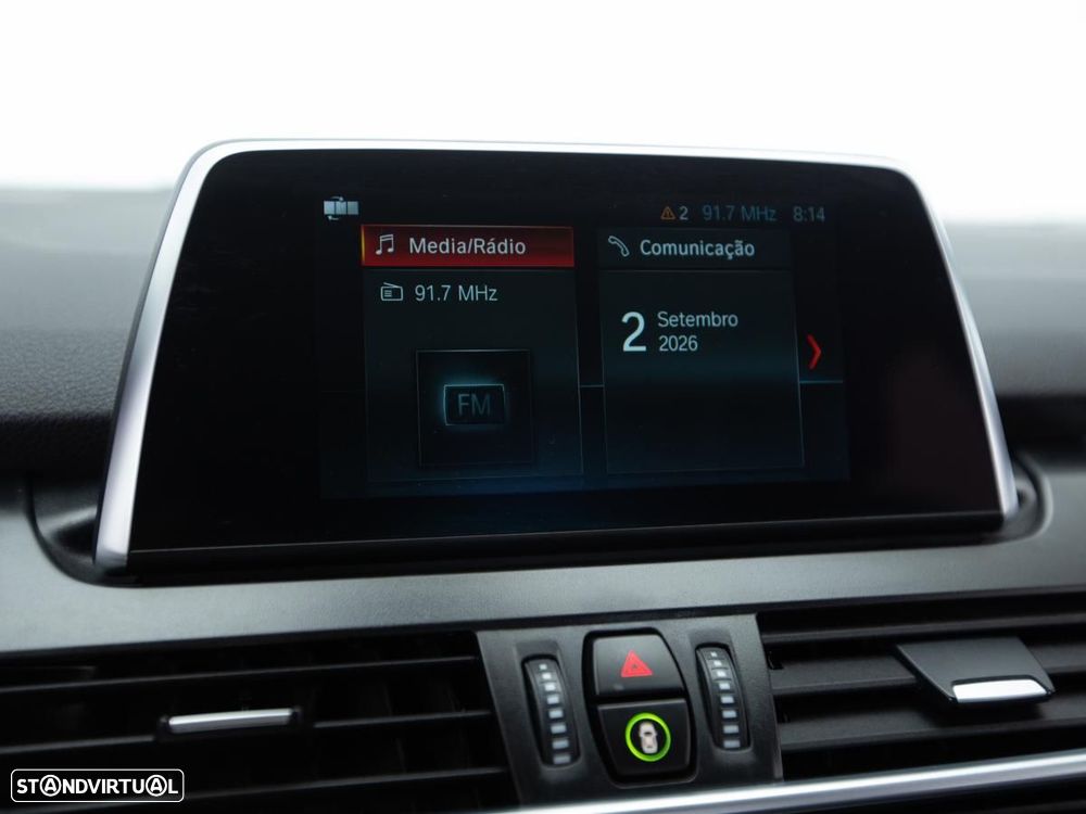 BMW 216 Active Tourer d Line Sport - 24