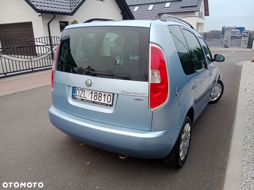 Skoda Roomster 1.6 16V Style PLUS EDITION - 3