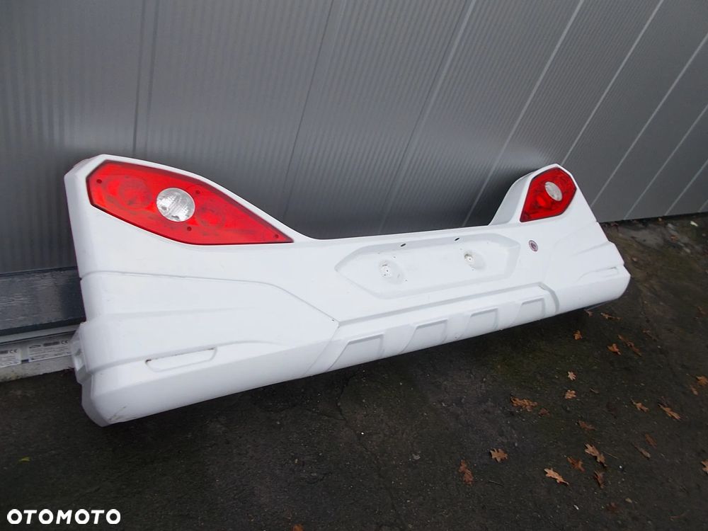 Zderzak tył kamper Weinsberg Knaus lampa Chausson - 4