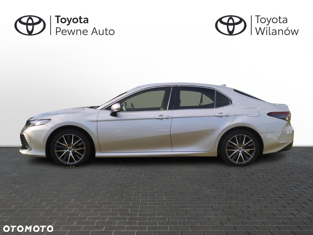 Toyota Camry 2.5 Hybrid Prestige CVT - 2