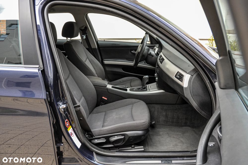 BMW Seria 3 - 11
