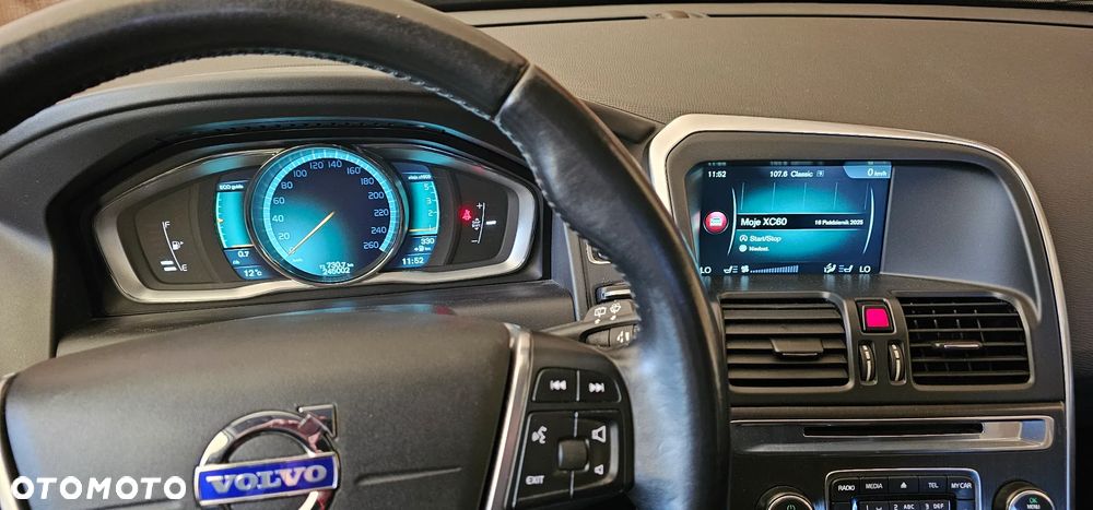 Volvo XC 60 D3 Momentum - 14