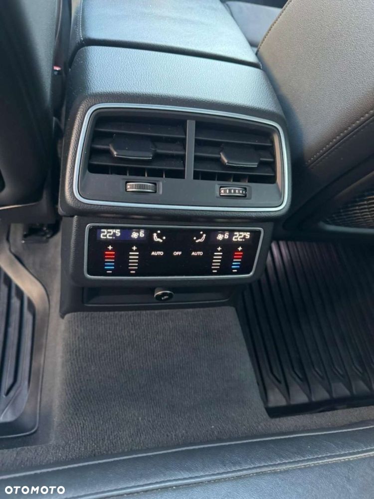 Audi A6 Avant 40 TDI quattro S tronic S line - 25
