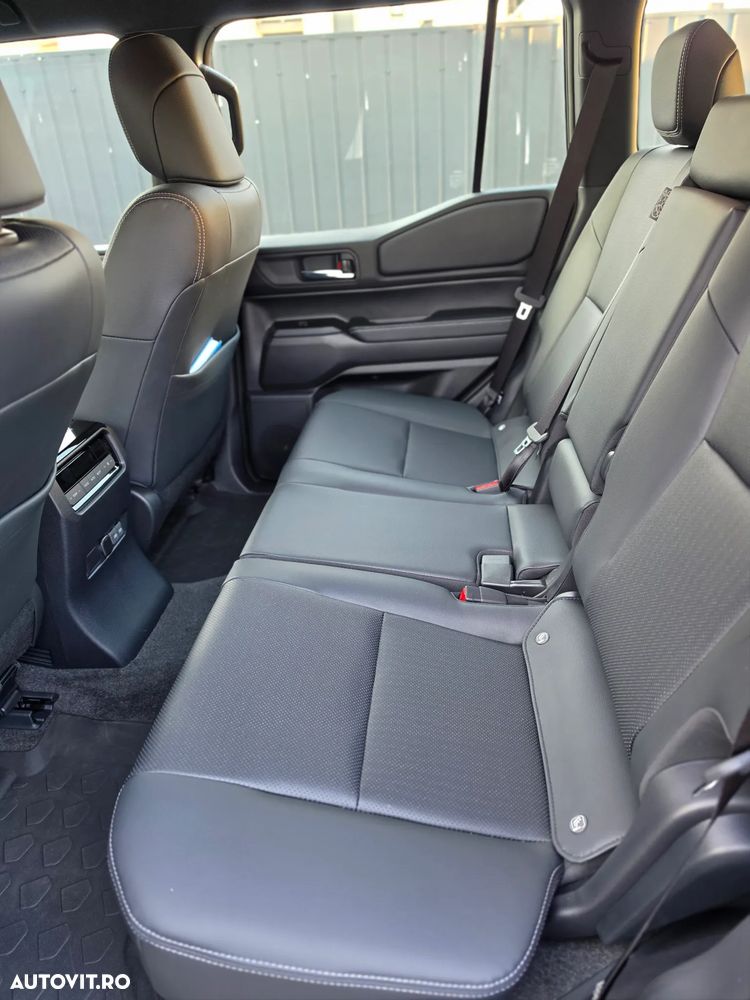 Toyota Land Cruiser 250 2.8l D-4D 204 CP A/T 7 locuri Executive - 9