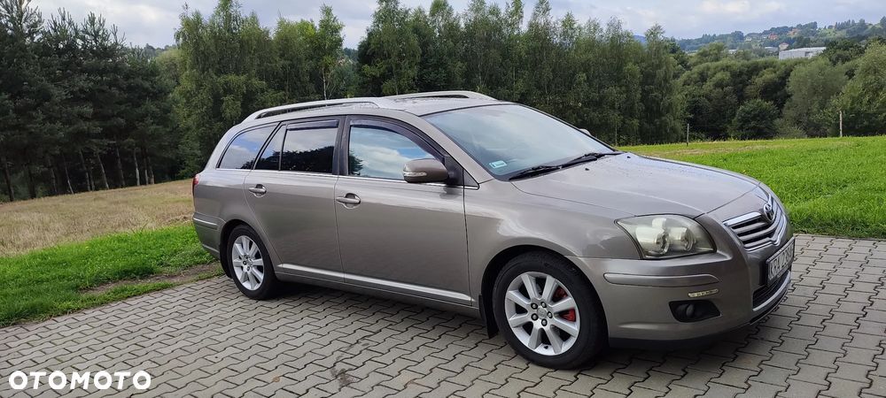 Toyota Avensis 2.0 D-4D Sol - 1