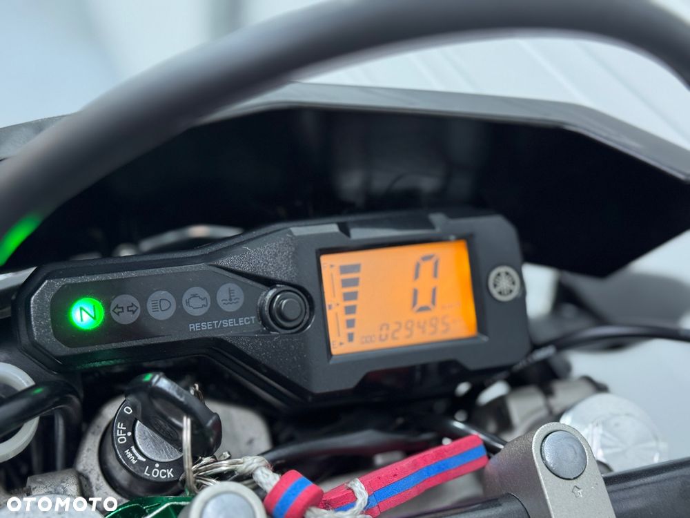 Yamaha WR - 17