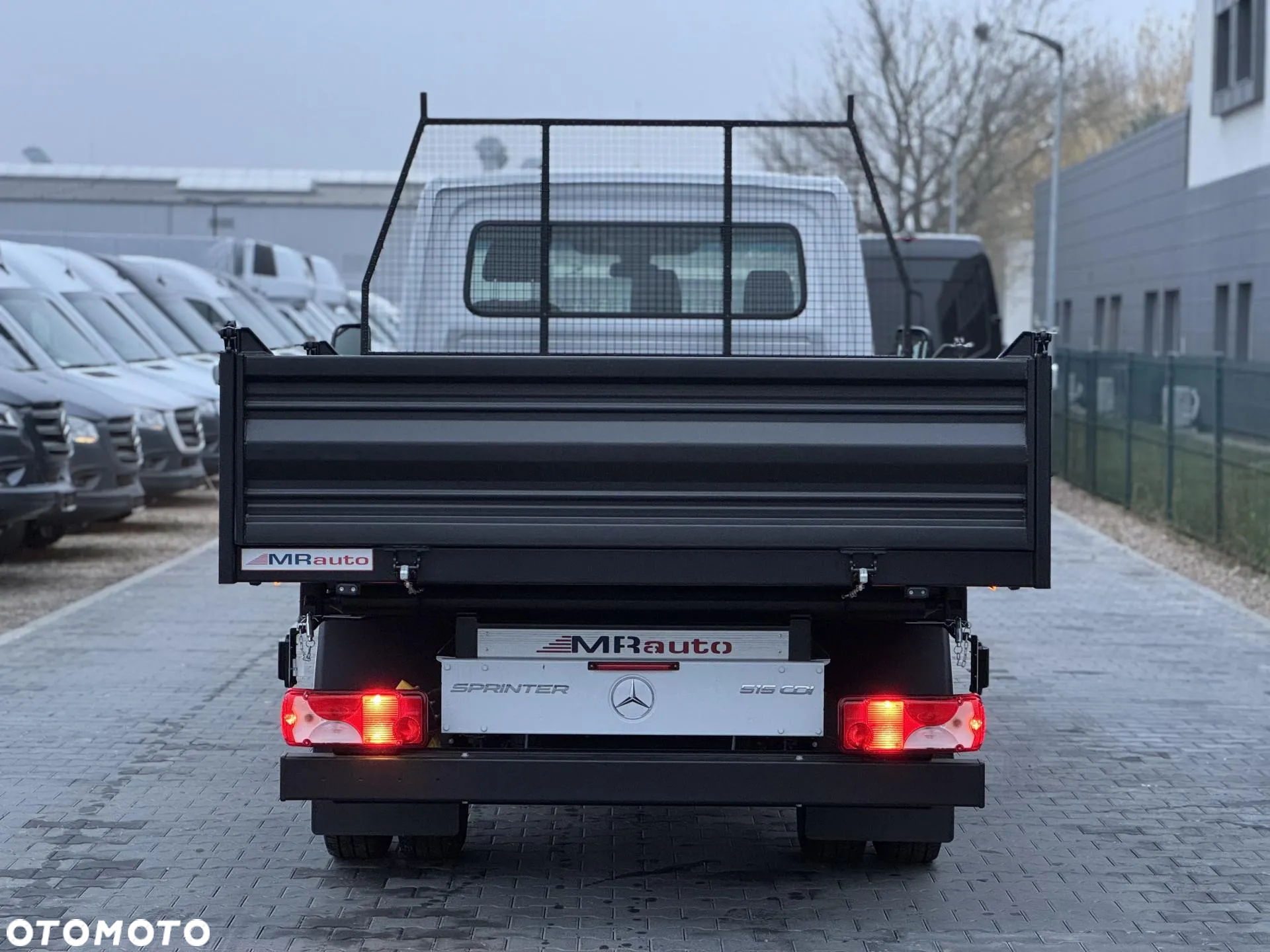 Mercedes-Benz Sprinter - 6