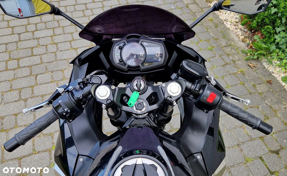 Kawasaki Ninja 400 - 8