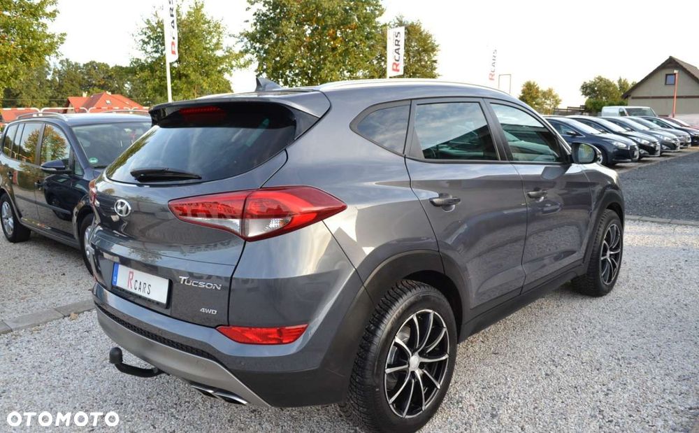 Hyundai Tucson 2.0 CRDi 4WD Automatik Passion - 14